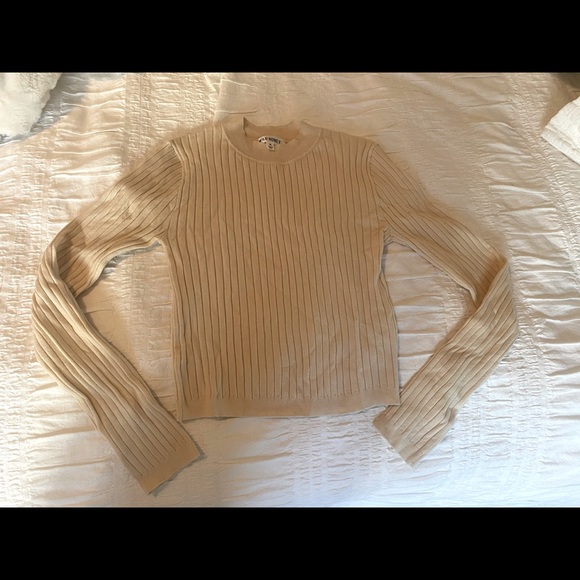 Cute mock neck sweater - Picture 2 of 3